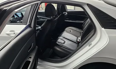 Hyundai Avante 2023, 55693 км, за 11009.78 USD - фото 11