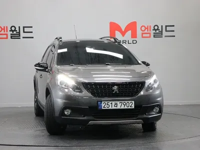 Peugeot 2008 2019, 37431 км, за 9801.32 USD