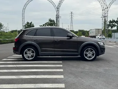 Audi Q5 2017, 180000 км, за 9886.46 USD