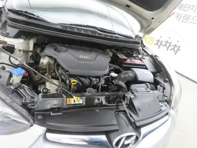 Hyundai Avante 2014, 186363 км, за 1444.14 USD - фото 19
