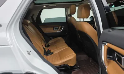 Land Rover Discovery Sport 2019, 130386 км, за 7339.27 USD - фото 11