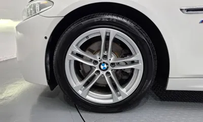 BMW 5-Series 2016, 89991 км, за 10496.26 USD