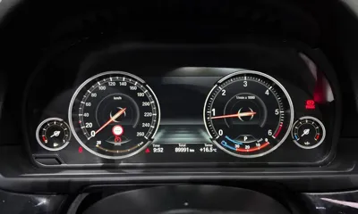 BMW 5-Series 2016, 89991 км, за 10496.26 USD - фото 8