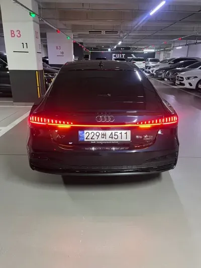Audi A7 2022, 58500 км, за 35163.52 USD