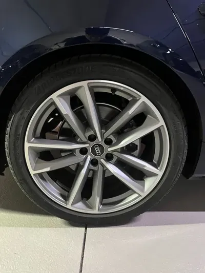 Audi A7 2022, 58500 км, за 35163.52 USD