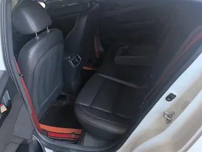 Hyundai Elantra 2020, 57699 км, за 6474.27 USD - фото 11