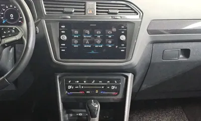 Volkswagen Tiguan 2021, 134588 км, за 15426.02 USD - фото 14