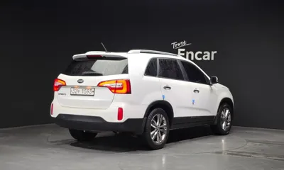 Kia Sorento 2014, 121138 км, за 4882.72 USD