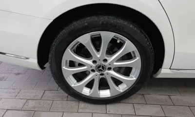 Mercedes-Benz E-Class 2019, 160294 км, за 12669.83 USD