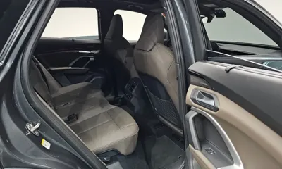 Audi Q5 2025, 876 км, за 50873.05 USD - фото 12