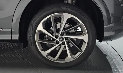 Audi Q5 2025, 876 км, за 50873.05 USD - фото 21