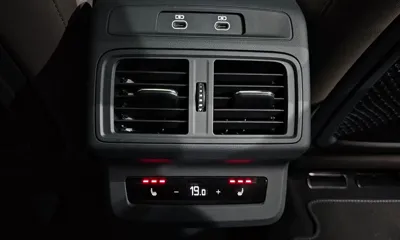 Audi Q5 2025, 876 км, за 50873.05 USD - фото 33