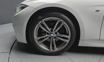 BMW 3-Series 2018, 62525 км, за 12425.2 USD