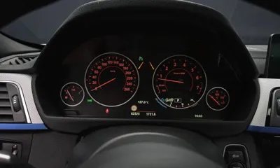 BMW 3-Series 2018, 62525 км, за 12360.07 USD - фото 8