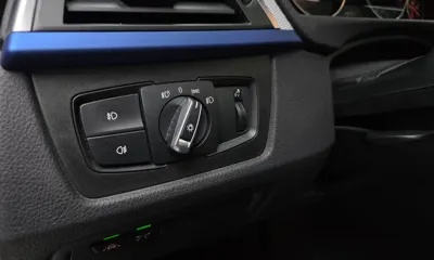BMW 3-Series 2018, 62525 км, за 12360.07 USD - фото 28