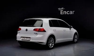 Volkswagen Golf 2016, 140642 км, за 6055.87 USD