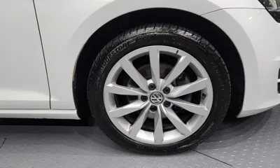 Volkswagen Golf 2016, 140642 км, за 6055.87 USD