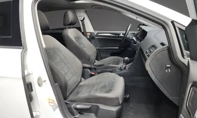 Volkswagen Golf 2016, 140642 км, за 6055.87 USD - фото 11