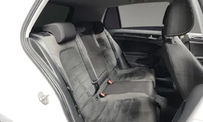 Volkswagen Golf 2016, 140642 км, за 6055.87 USD - фото 12