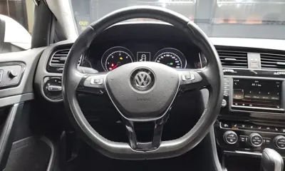 Volkswagen Golf 2016, 140642 км, за 6055.87 USD - фото 13