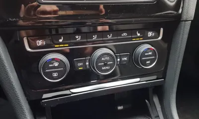 Volkswagen Golf 2016, 140642 км, за 6055.87 USD - фото 18