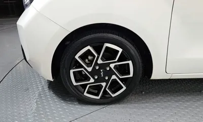 Kia Ray 2023, 31644 км, за 10596.11 USD