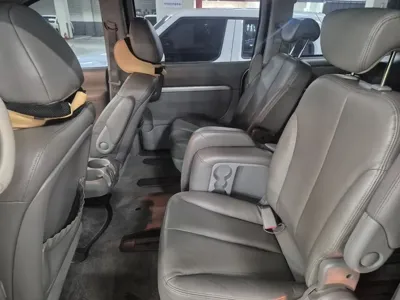 Kia Canival 2013, 191000 км, за 1889.25 USD