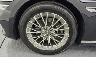 Genesis G80 2021, 83564 км, за 18701.59 USD