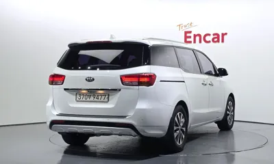Kia Canival 2018, 57219 км, за 9721.49 USD