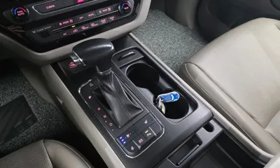 Kia Canival 2018, 57219 км, за 9721.49 USD - фото 9
