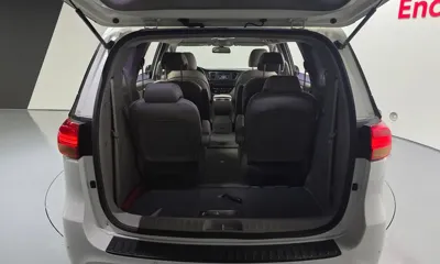 Kia Canival 2018, 57219 км, за 9721.49 USD - фото 20