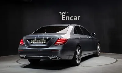 Mercedes-Benz E-Class 2019, 110220 км, за 13815.45 USD