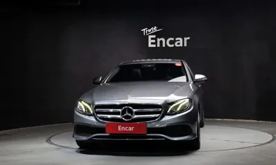 Mercedes-Benz E-Class 2019, 110220 км, за 13815.45 USD
