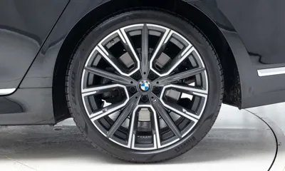 BMW 7-Series 2022, 47720 км, за 40042.01 USD