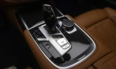 BMW 7-Series 2022, 47720 км, за 39721.28 USD - фото 9