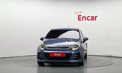 Kia Pride 2015, 104317 км, за 3575.37 USD