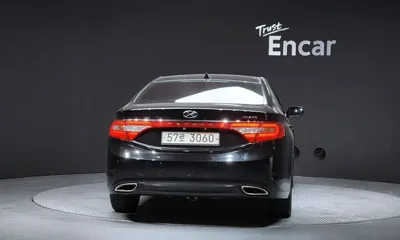 Hyundai Grandeur 2012, 155582 км, за 3843.65 USD