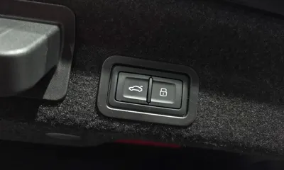 Audi A6 2022, 56020 км, за 23374.61 USD - фото 20