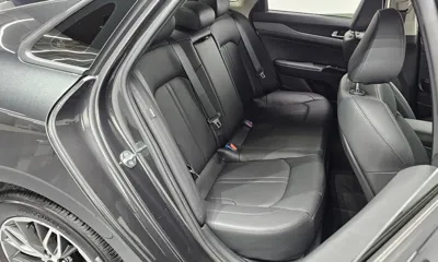 Kia K5 2023, 27137 км, за 23629.97 USD - фото 12