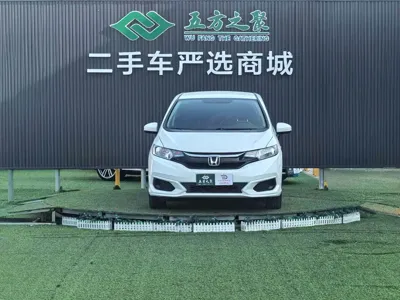 Honda Fit 2018, 115399 км, за 5589.9 USD