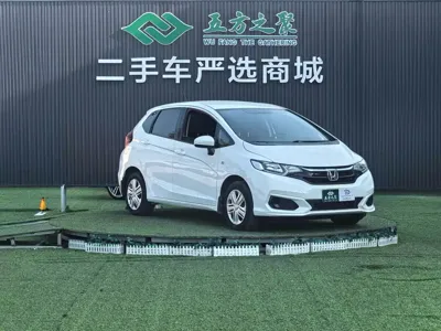 Honda Fit 2018, 115399 км, за 5589.9 USD