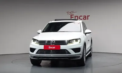 Volkswagen Touareg 2016, 159833 км, за 10986.15 USD