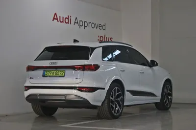 Audi Q6 e-tron 2025, 3204 км, за 53498.75 USD