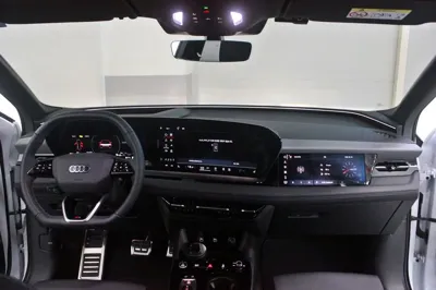 Audi Q6 e-tron 2025, 3204 км, за 53498.75 USD - фото 7