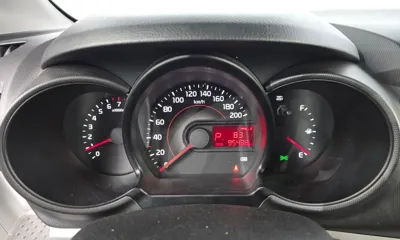 Kia Ray 2016, 95438 км, за 5139.22 USD - фото 8