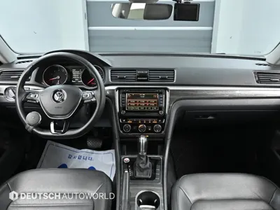 Volkswagen Passat 2018, 55687 км, за 7877.12 USD - фото 6