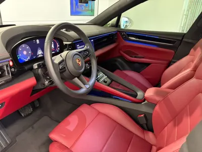 Porsche Macan 2025, 5381 км, за 71550.48 USD - фото 9