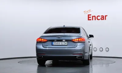 Hyundai Genesis 2016, 81529 км, за 7066.37 USD