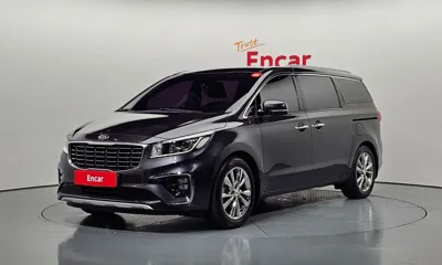 Kia Canival · 2019 год