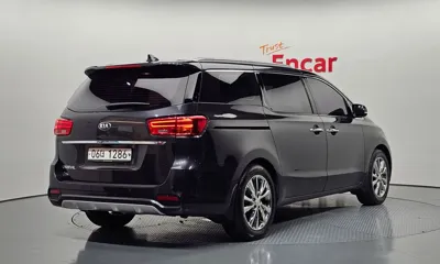 Kia Canival 2019, 103180 км, за 9649.47 USD